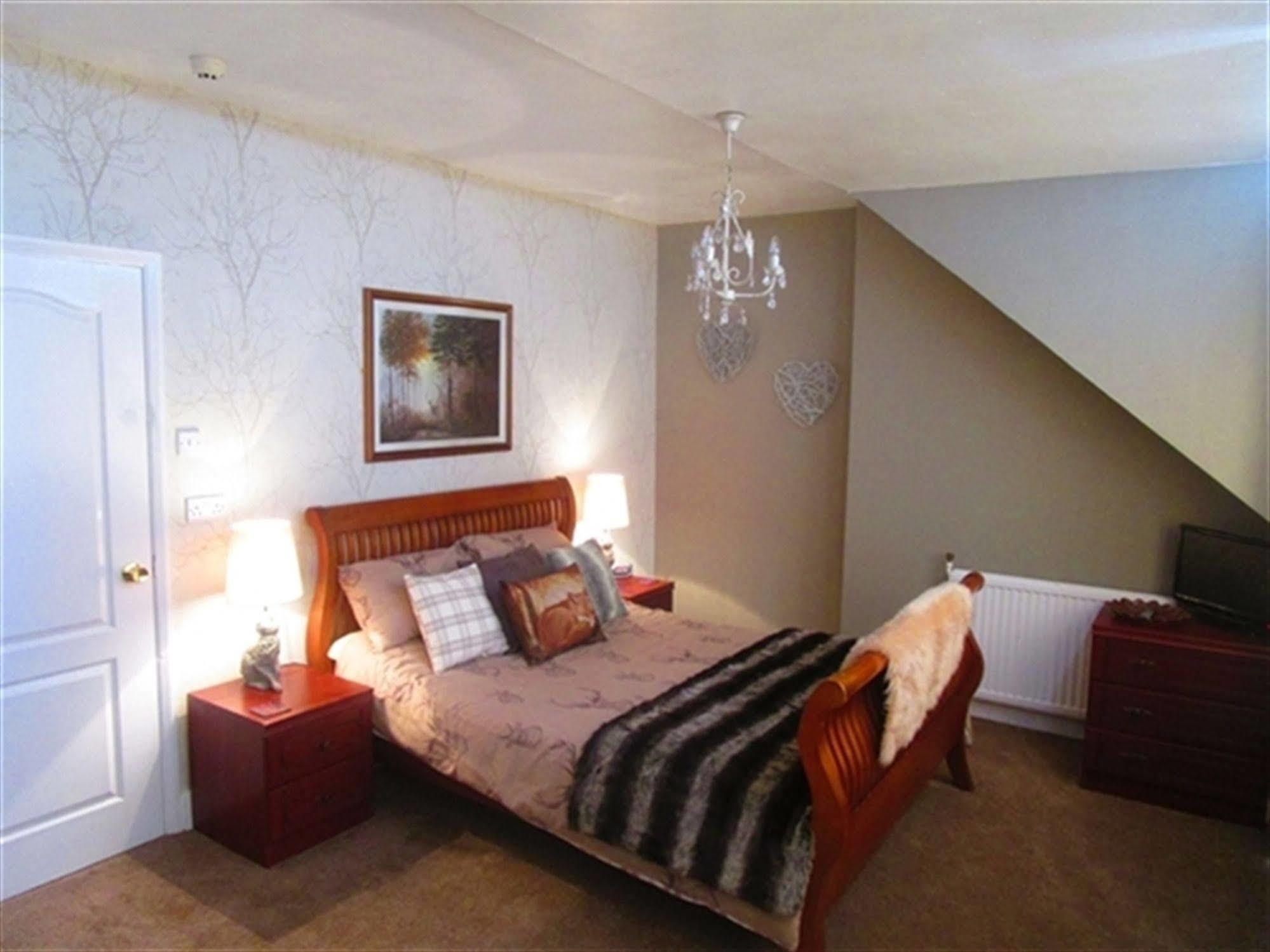 Bridlington Bay Guesthouse 4*